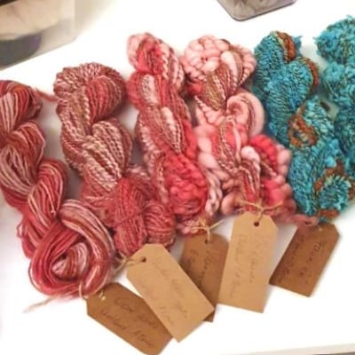 Workshop: Wol verven of sokkenwol verven met voedingskleurstoffen