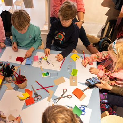 Workshop: pop-up kaarten maken (8+)